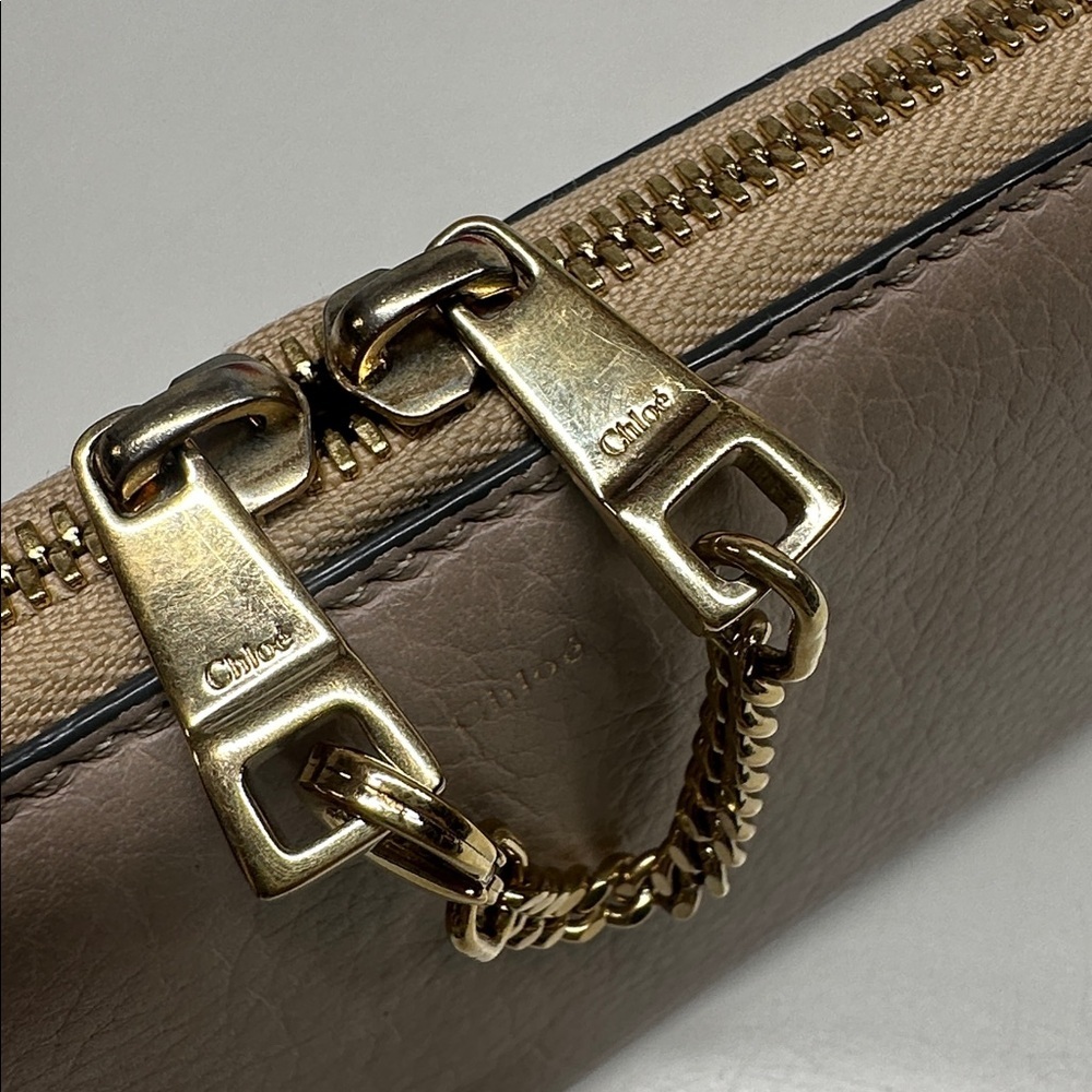 Chloe Bailey Long Wallet Two Tone Zip Around Leather Neutral Tan Ivory Gold - Picture 6 of 14